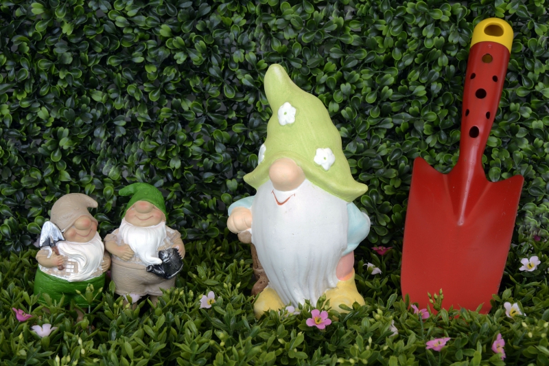 jardinerie-VALBONNE-min_garden-gnome-1404358